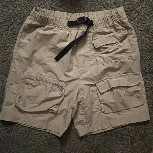 Bundle (4) Nike, American Eagle, Aeropostale Black shorts, plus a pair of khaki - Picture 4 of 4